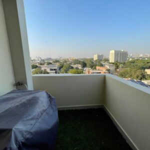 Rent Rover Lahore | Luxury Short-Term Rentals in Lahore | Dha phase 4 Gold crest mall