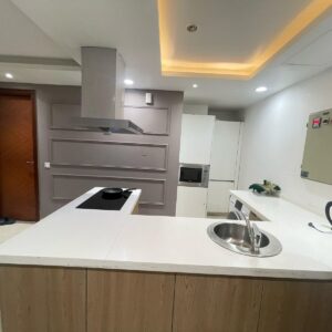 Rent Rover Lahore | Luxury Short-Term Rentals in Lahore | Dha phase 4 Gold crest mall