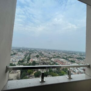 Rent Rover Lahore | Luxury Short-Term Rentals in Lahore | Dha phase 4 Gold crest mall