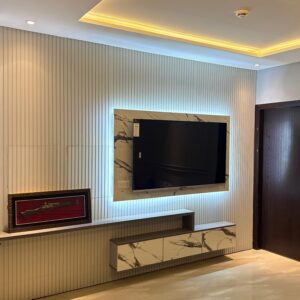 Rent Rover Lahore | Luxury Short-Term Rentals in Lahore | Dha phase 4 Gold crest mall