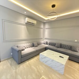 Rent Rover Lahore | Luxury Short-Term Rentals in Lahore | Dha phase 4 Gold crest mall