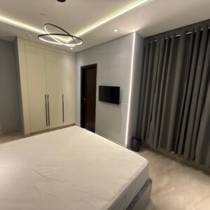 Rent Rover Lahore | Luxury Short-Term Rentals in Lahore | Dha phase 4 Gold crest mall