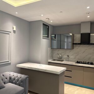 Rent Rover Lahore | Luxury Short-Term Rentals in Lahore | Dha phase 4 Gold crest mall