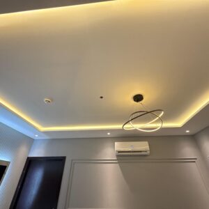 Rent Rover Lahore | Luxury Short-Term Rentals in Lahore | Dha phase 4 Gold crest mall