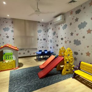 Rent Rover Lahore | Luxury Short-Term Rentals in Lahore | Dha phase 4 Gold crest mall