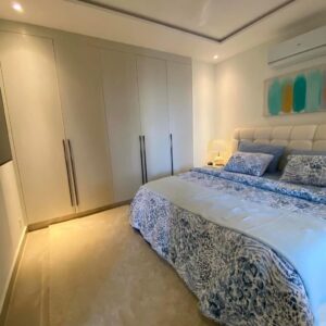 Rent Rover Lahore | Luxury Short-Term Rentals in Lahore | Dha phase 4 Gold crest mall