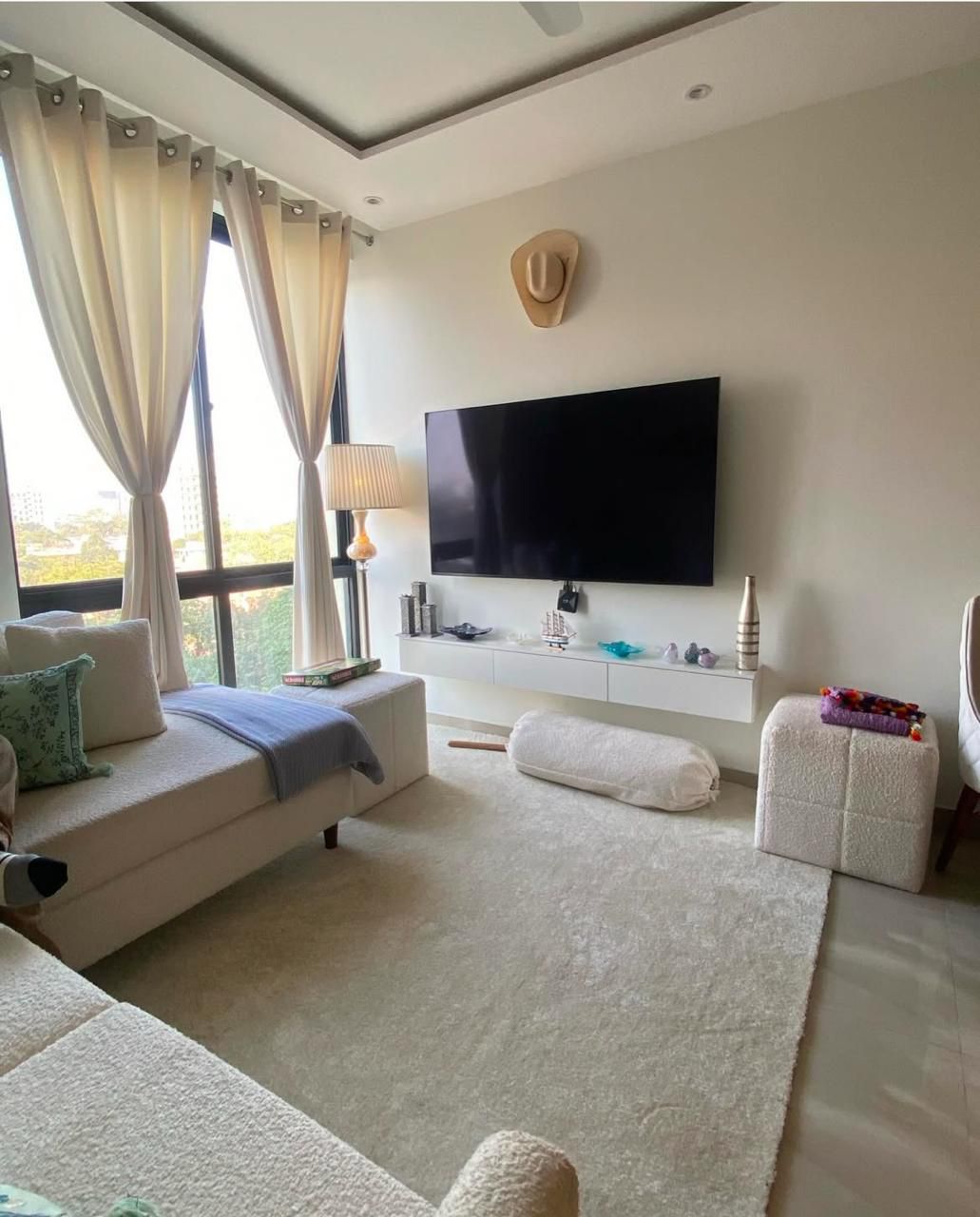 WhatsApp Image 2025-11-14 at 10.42.54 AM Rent Rover Lahore | Luxury Short-Term Rentals in Lahore | Dha phase 4 Gold crest mall