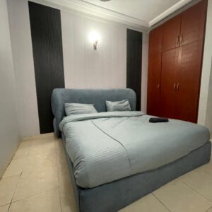 Rent Rover Lahore | Luxury short term Rentals in Lahore | Two bed apartment available for per day near air port dha phase 8 air avenue