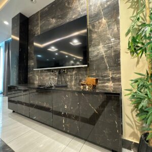 Rent Rover Lahore | Luxury short term Rentals in Lahore | pent-house-vacation-per-day-lahore | tv area