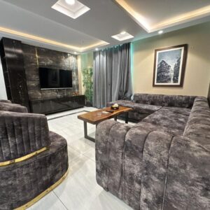 Rent Rover Lahore | Luxury short term Rentals in Lahore | pent-house-vacation-per-day-lahore