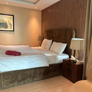 Rent Rover Lahore | Luxury short term Rentals in Lahore | pent-house-vacation-per-day-lahore