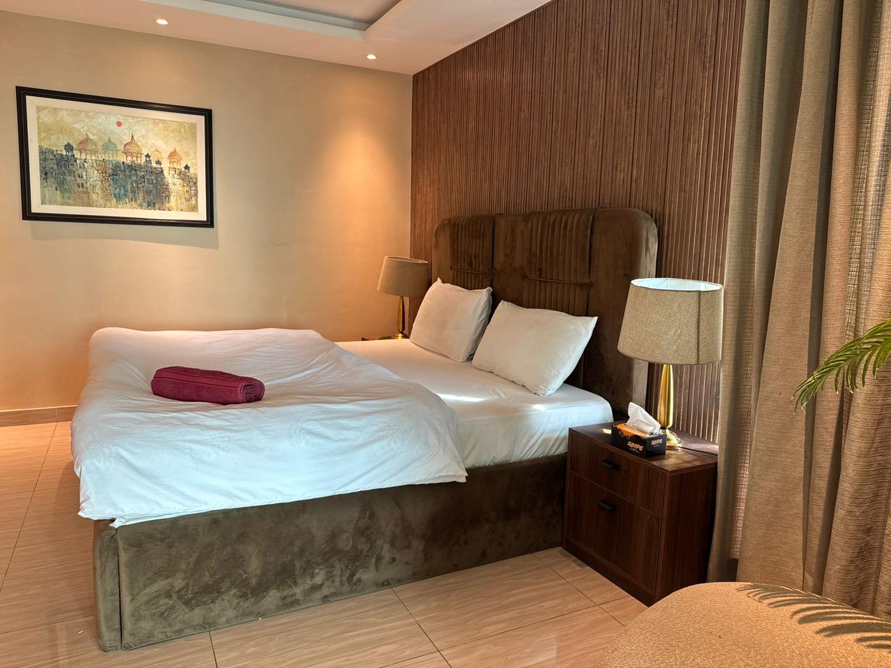 Rent Rover Lahore | Luxury short term Rentals in Lahore | pent-house-vacation-per-day-lahore Rent Rover Lahore | Luxury short term Rentals in Lahore | pent-house-vacation-per-day-lahore