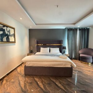 Rent Rover Lahore | Luxury short term Rentals in Lahore | pent-house-vacation-per-day-lahore