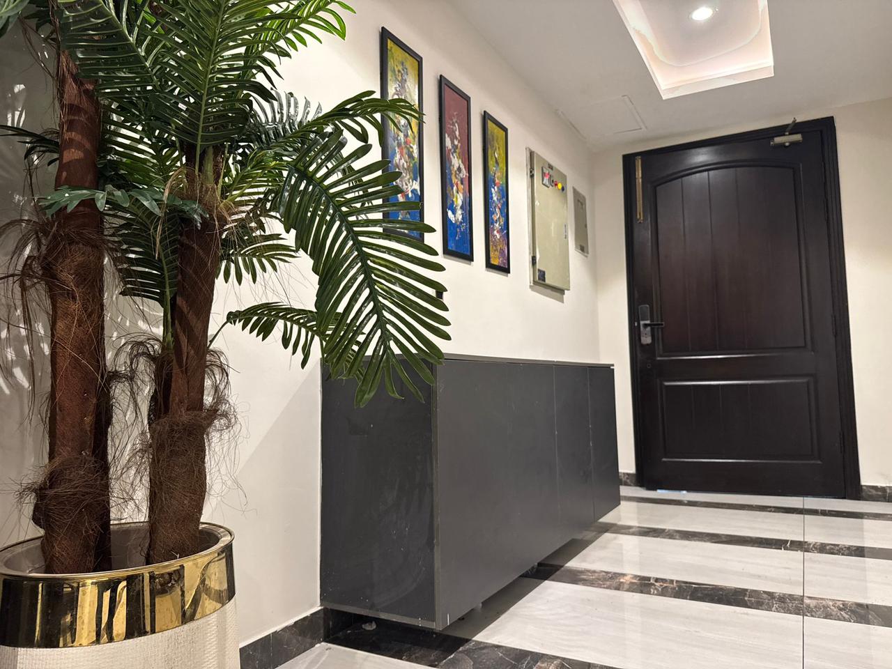 Rent Rover Lahore | Luxury short term Rentals in Lahore | pent-house-vacation-per-day-lahore Rent Rover Lahore | Luxury short term Rentals in Lahore | pent-house-vacation-per-day-lahore