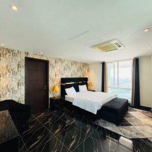 Rent Rover Lahore | Luxury short term Rentals in Lahore | DHA Phase 4 Gold Crest Mall Penthouse | 4 Bed Luxury Stay Lahore