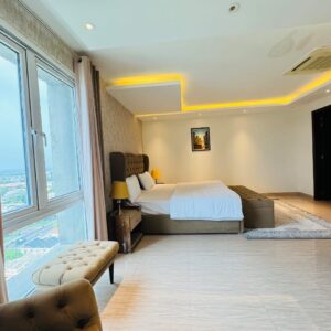 Rent Rover Lahore | Luxury short term Rentals in Lahore | DHA Phase 4 Gold Crest Mall Penthouse | 4 Bed Luxury Stay Lahore